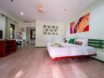 cruiser island resort