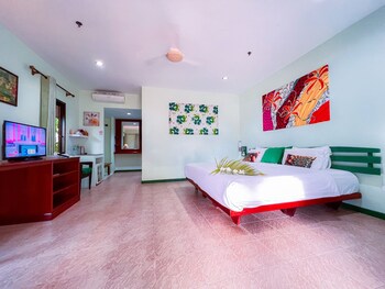 cruiser island resort