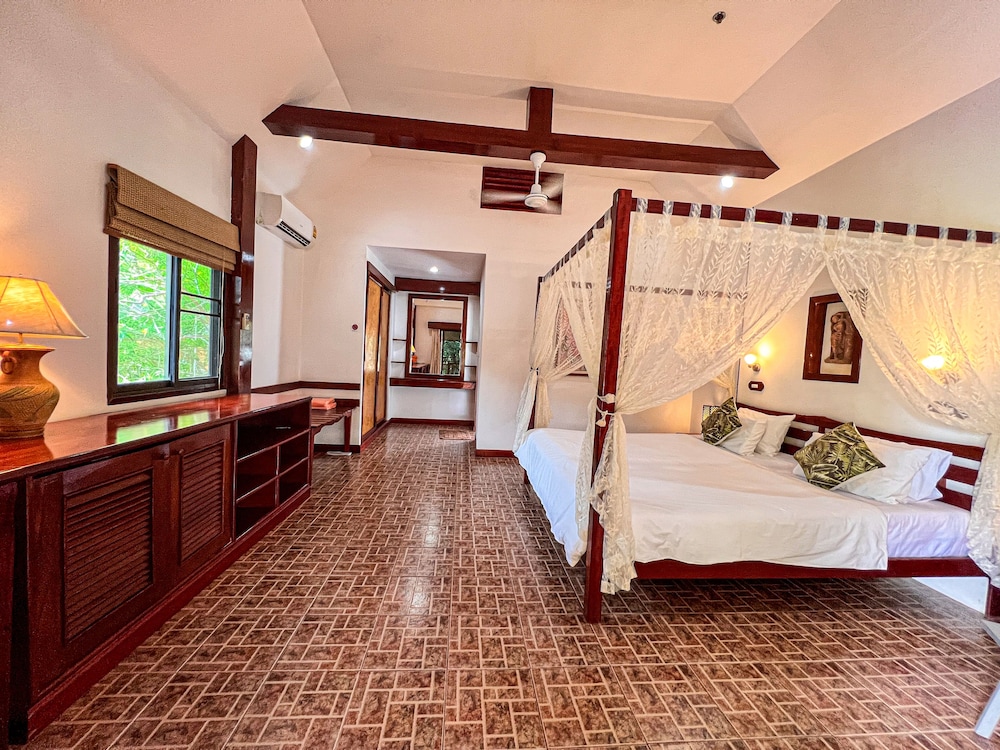 cruiser island resort