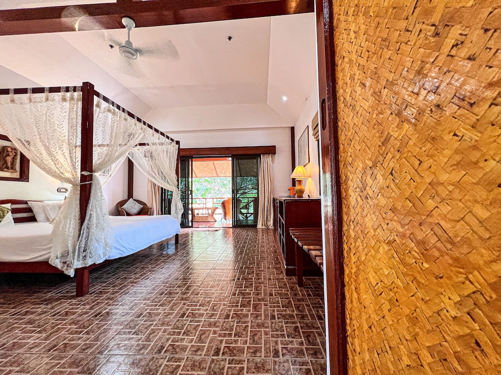 cruiser island resort