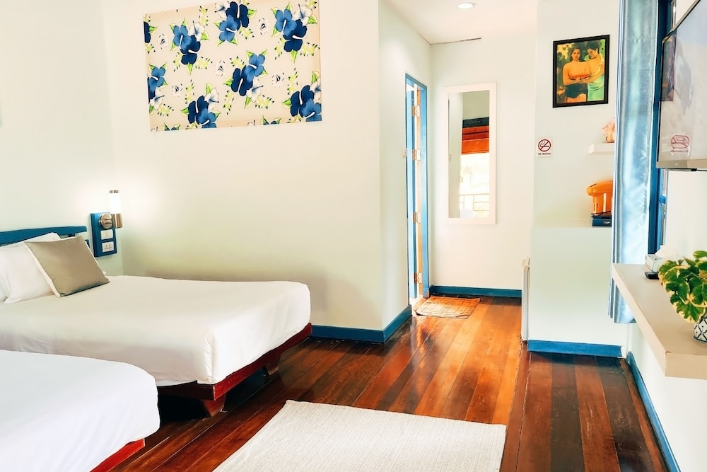 cruiser island resort