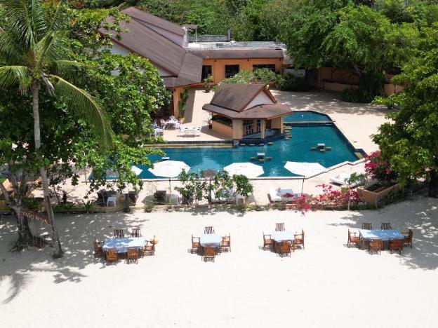 cruiser island resort