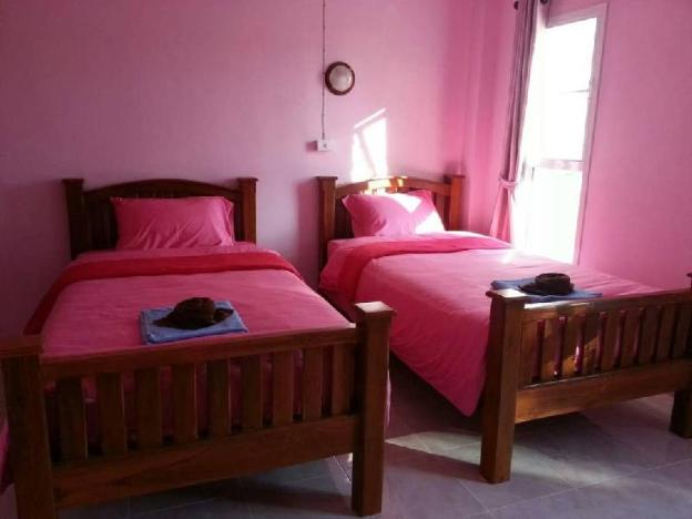 queueandbright resort