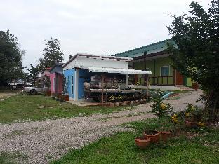 queueandbright resort