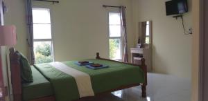queueandbright resort
