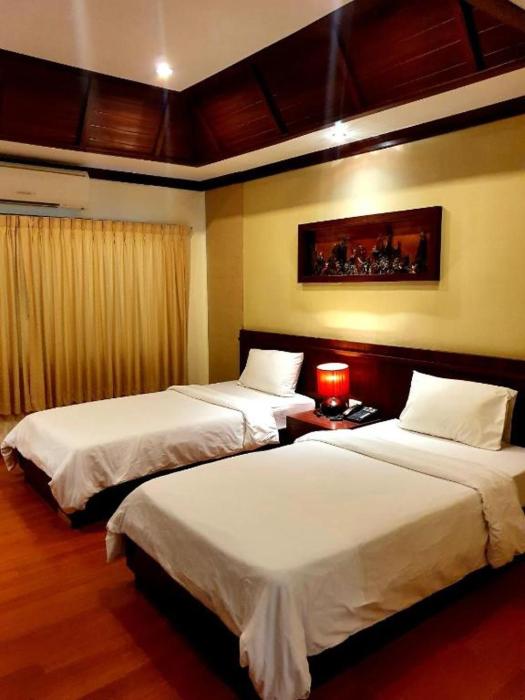 king hotel