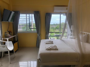 day ii hotel
