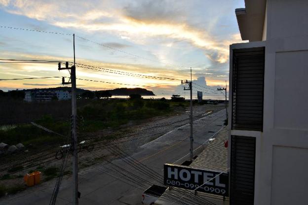 day ii hotel