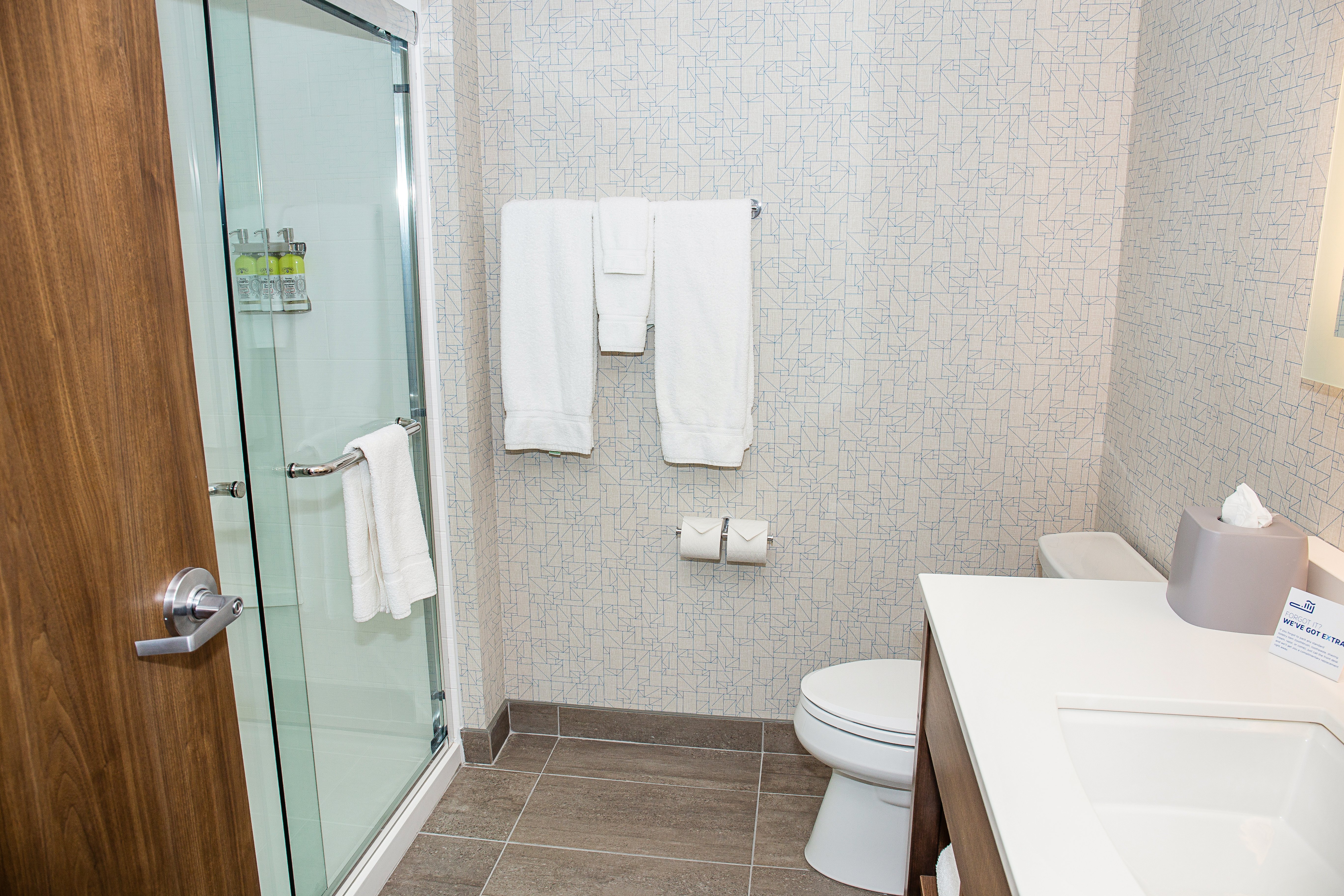 holiday inn express and suites halifax dartmouth