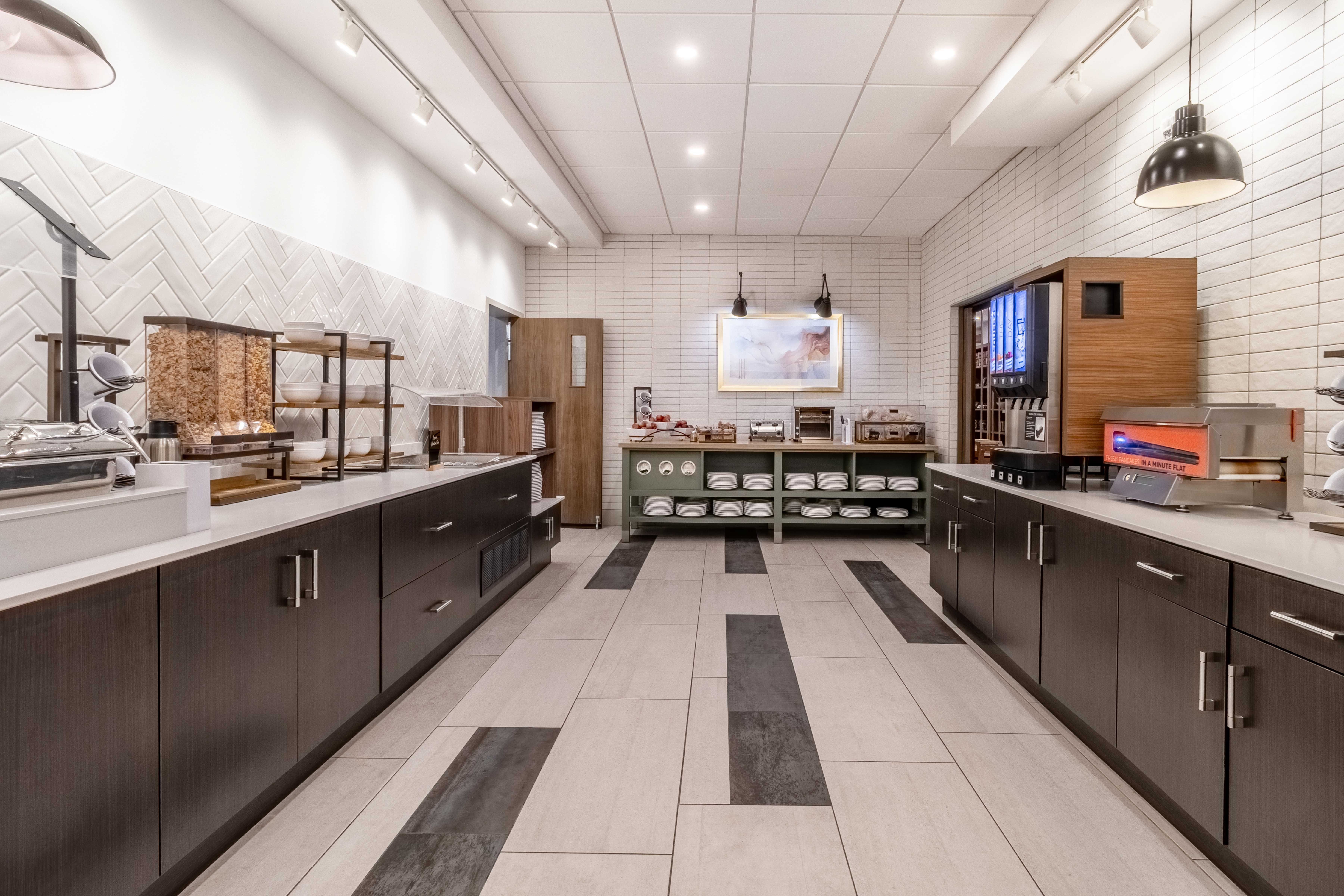 holiday inn express and suites halifax dartmouth