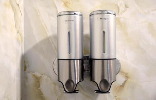 v one pride sukhumvit 22 bangkok