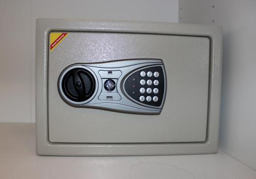 v one pride sukhumvit 22 bangkok