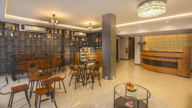 v one pride sukhumvit 22 bangkok