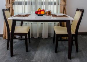 v one pride sukhumvit 22 bangkok