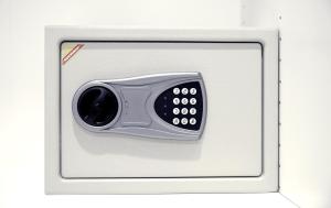 v one pride sukhumvit 22 bangkok