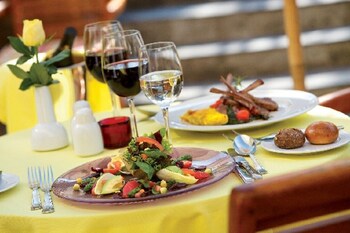 Skyways Hotel,Near House Party Karts,2.5 star