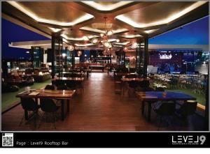 icon park hotel chiang mai