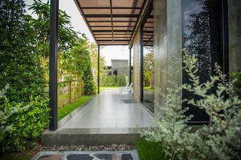 release pool villa resort