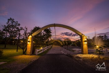 release pool villa resort