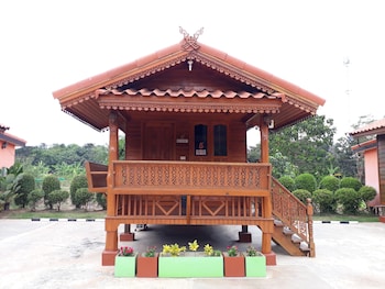 bank resort