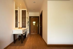 phor liang meun terracotta arts hotel