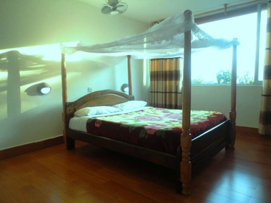 entebbe flight motel