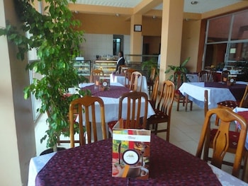 entebbe flight motel