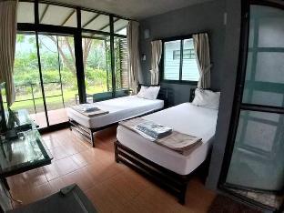 baan rim nam resort