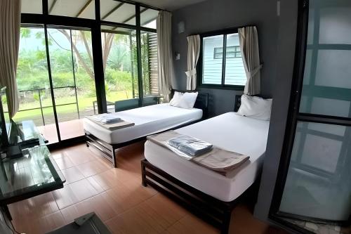 baan rim nam resort