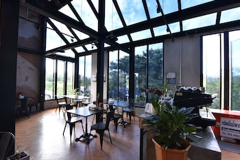 chartame boutique hotel
