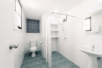 baan mae suvarnabhumi airport