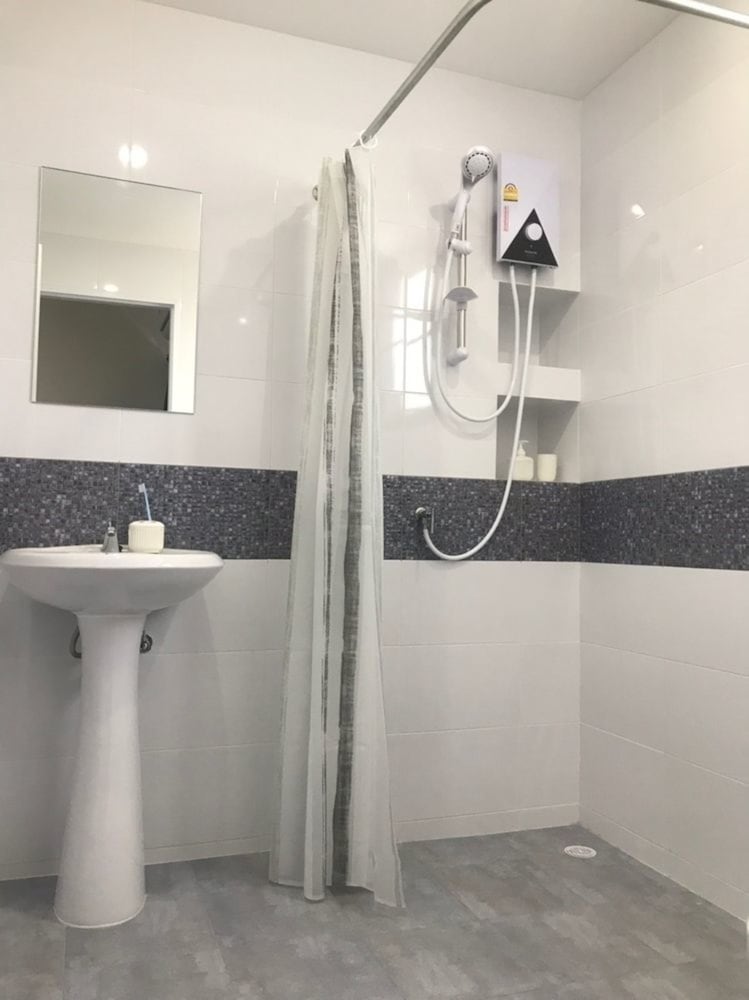 baan mae suvarnabhumi airport