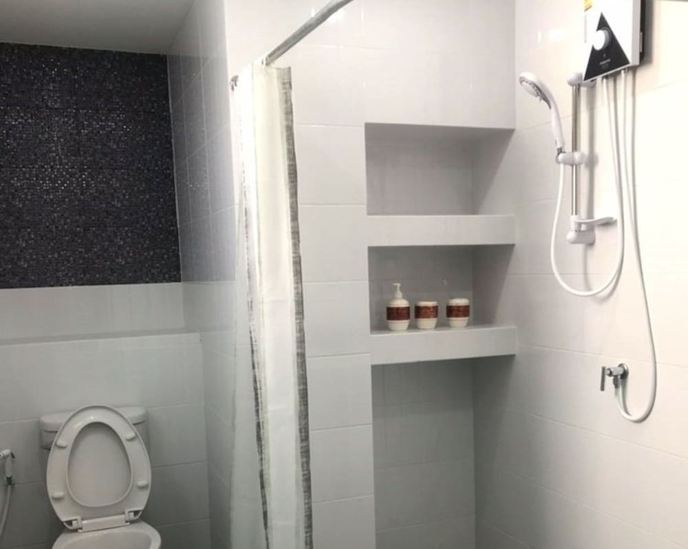 baan mae suvarnabhumi airport