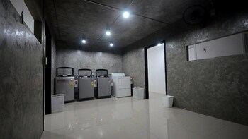 baan mae suvarnabhumi airport