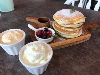 baan mae suvarnabhumi airport