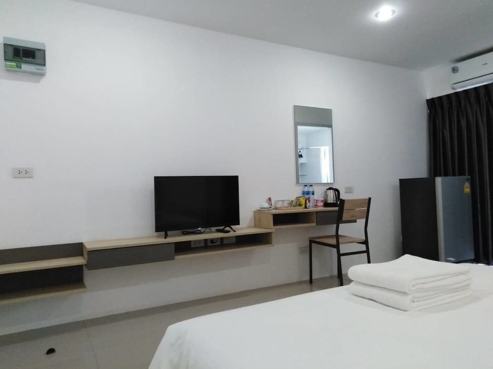 baan mae suvarnabhumi airport