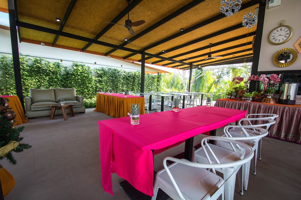 goodnight phuket villa