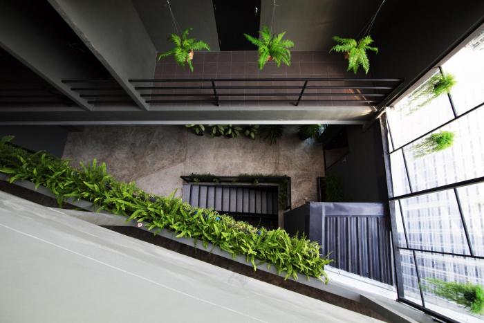 the arbern hostel x bistro
