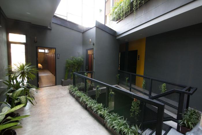 the arbern hostel x bistro