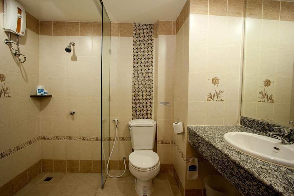 j and y lodge hotel