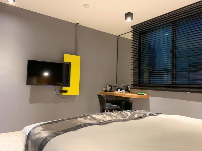 raise hotel taichung