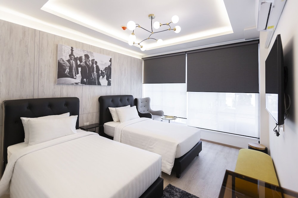 r2 hotel chiangmai