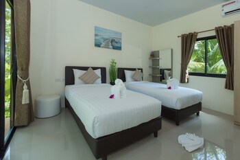 garden villa khaolak