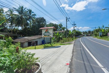 garden villa khaolak