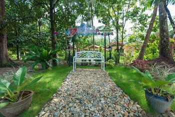 garden villa khaolak