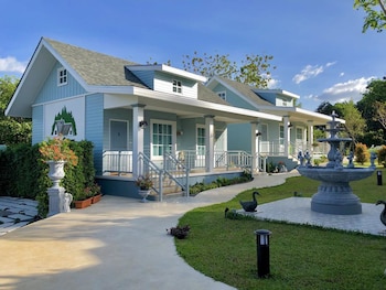 little cottage