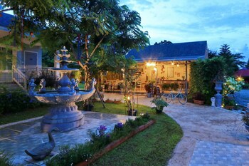 little cottage