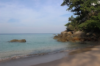 Freedom Kata,Karon Beach>>Karon,2.5 star