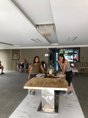 51 suanplu residence