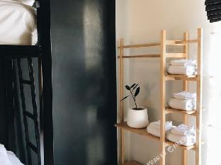 blu monkey hub and hotel suratthani